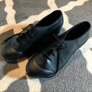 Ladies tap shoes